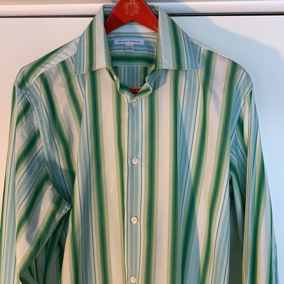 Banana Republic (L) - Picture 2 of 15